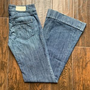 Level 99 Wide Leg Flare Flair 33” Med-Dark Wash 27